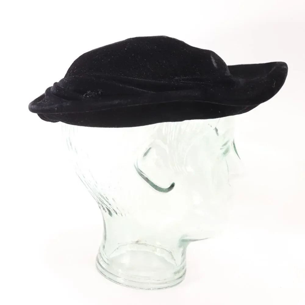 Vintage 50s Hat Cap Women M L Black Velvet Pleated Offset Saucer Evening Formal